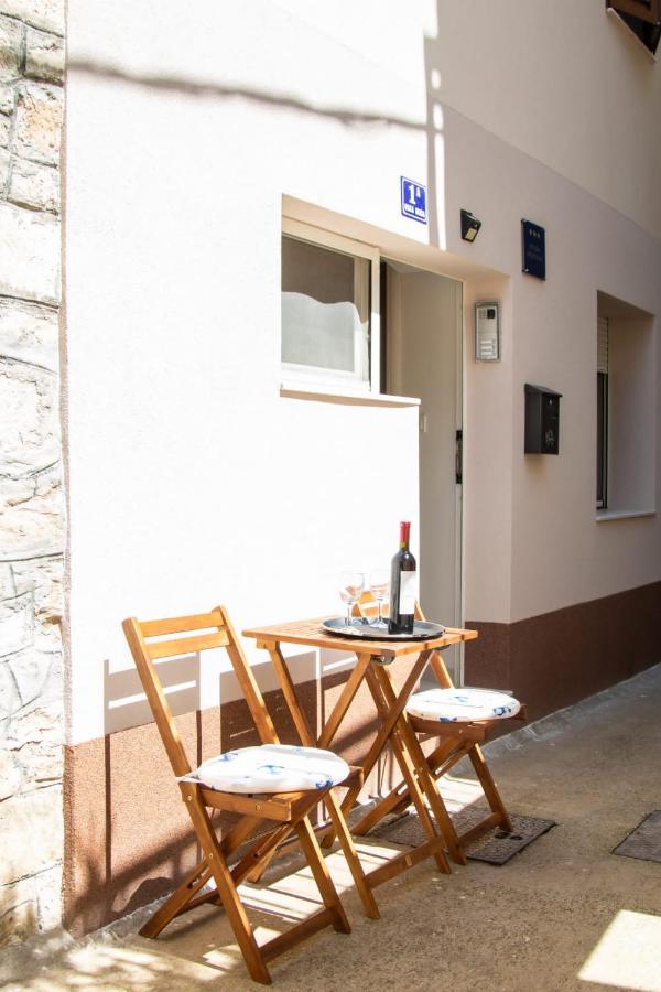 Studio Apartman Mirela Kastel Stafilic Kastela Dış mekan fotoğraf