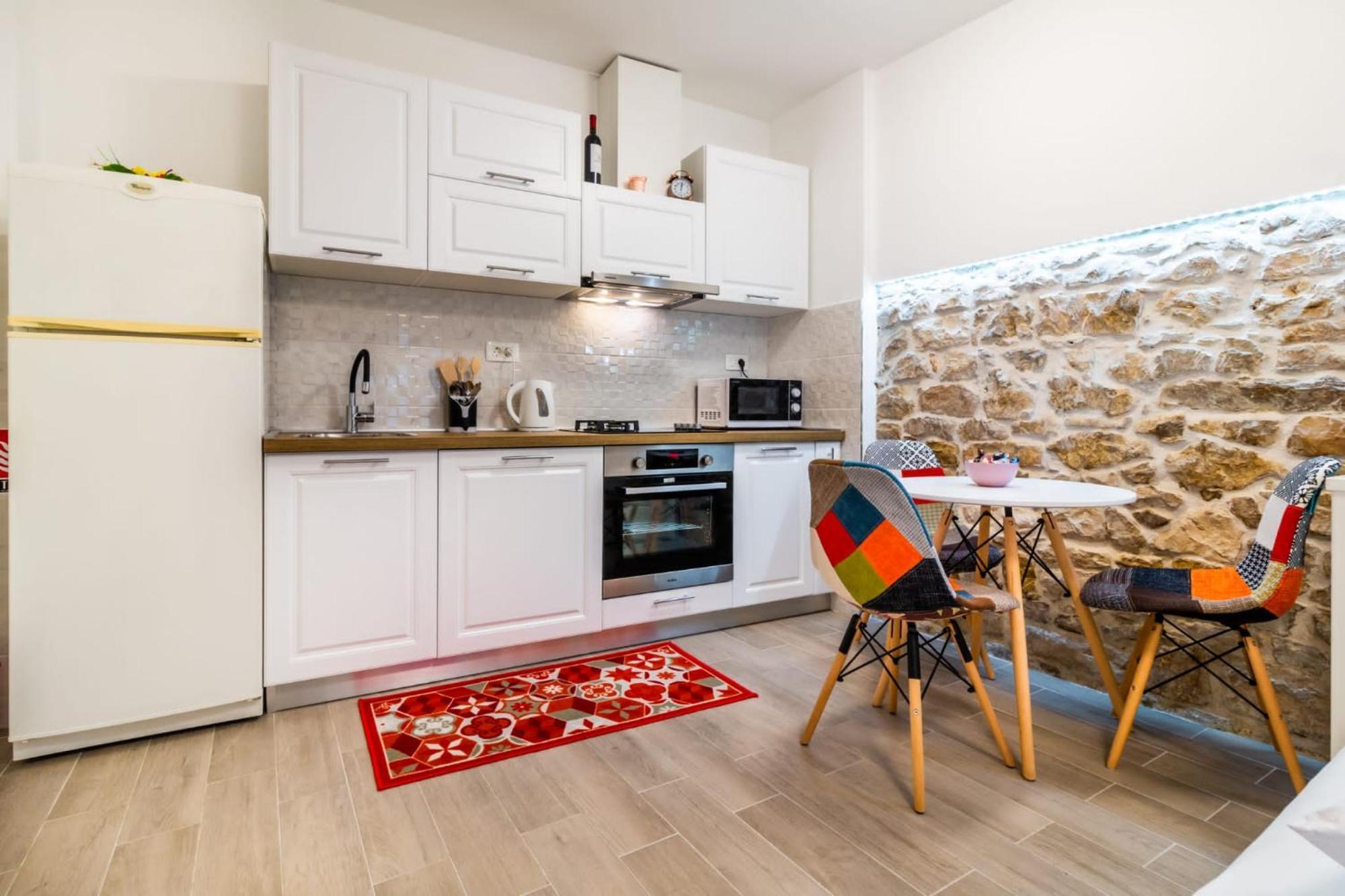 Studio Apartman Mirela Kastel Stafilic Kastela Dış mekan fotoğraf